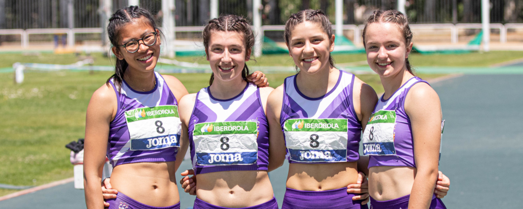 4x100 femení amb Laura Yan Solé, Mireia Redondo, Maria Antonietta Salazar i Silvia Vicente